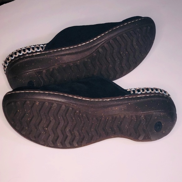 UGG Kohala slip on clogs. GUC Sz.8 - Picture 6 of 7